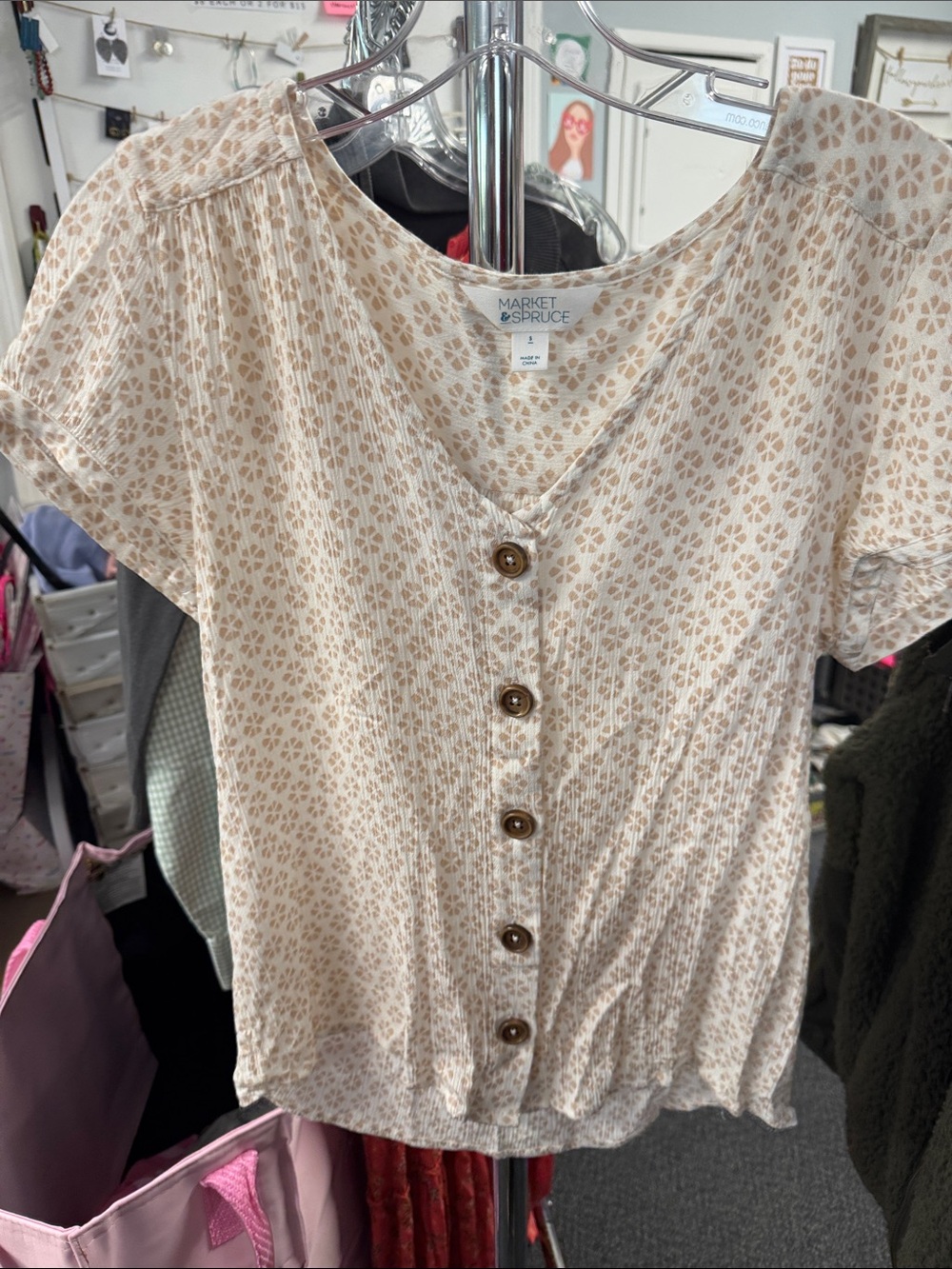 Market and spruce top S // 091633